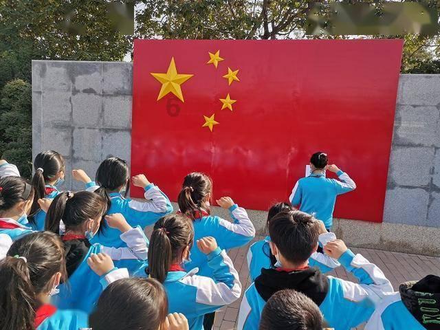 镶黄旗第十六届人民代表大会第三次会议召开主席团第二次会议